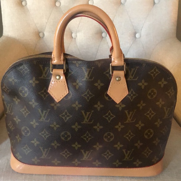 COPY - Sales 🔥$525 Louis Vuitton Monogram Alma - Picture 10 of 13